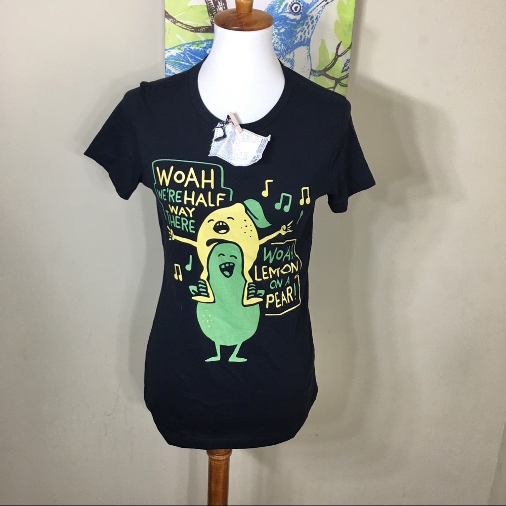 Lemon on a Pear Living on A Prayer Graphic Tee